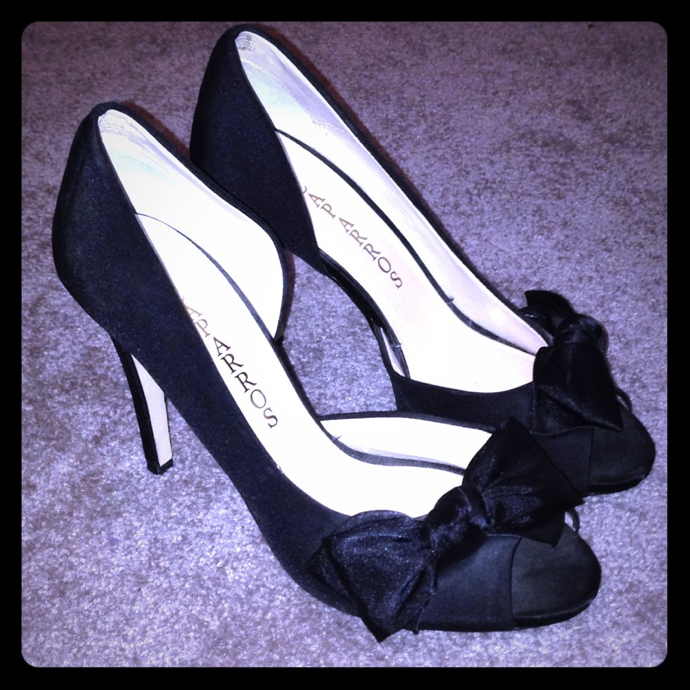 Black bow heels - Picture 3 of 7